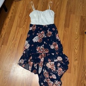 Only worn once. Very pretty dress